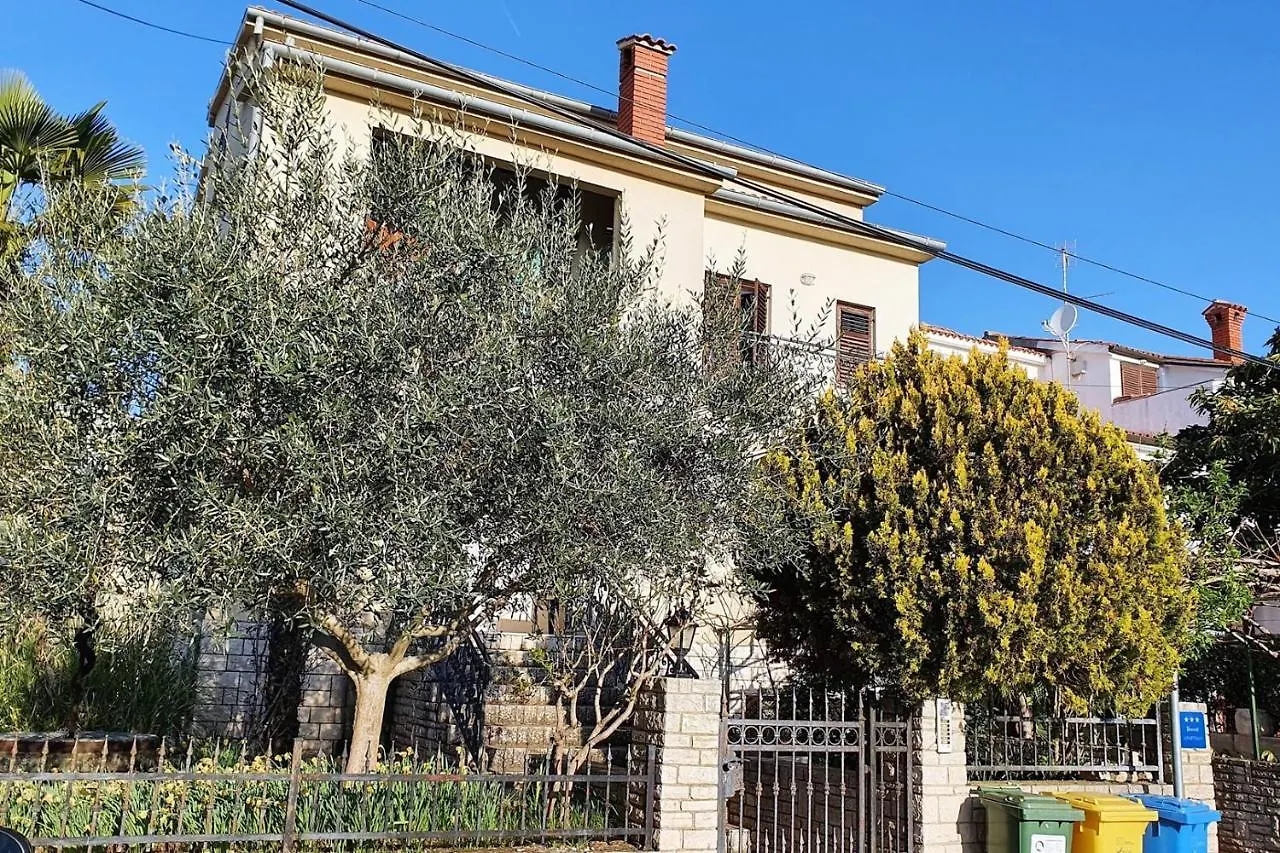 Apartment Relax For Max 5 Persons Funtana Close To The Beach 0*,